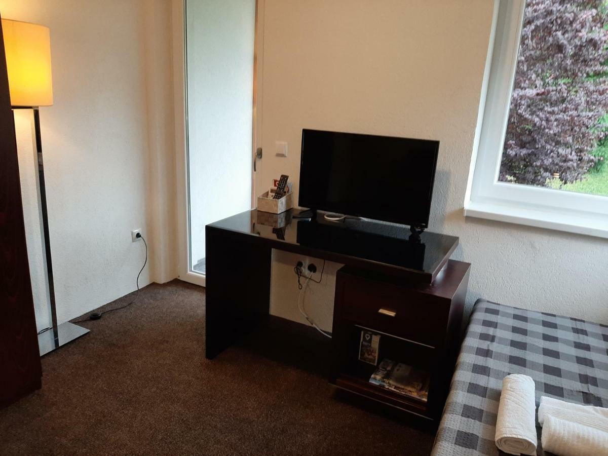 Guesthouse Hill Sarajevo Ngoại thất bức ảnh